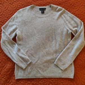 Light grey Tahari cashmere sweater